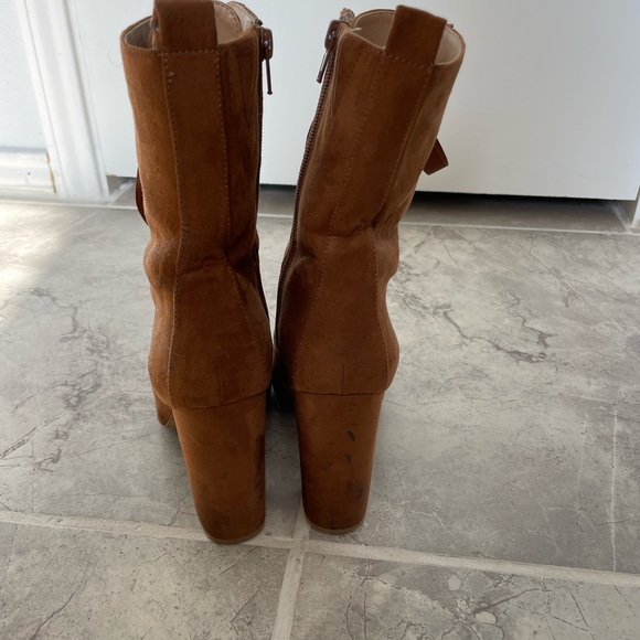 Super cute high heeled boots! Only worn a few times. - Picture 2 of 4